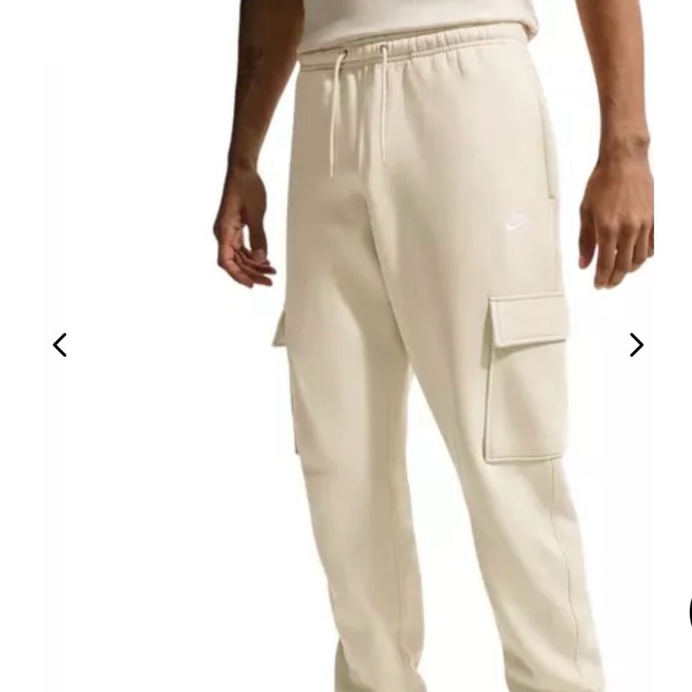 Nike club men’s light Khaki (ivory) Cargo Sweatpants